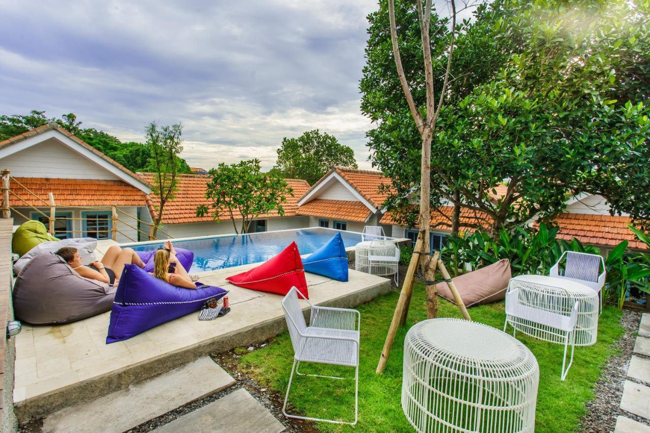 Angels Boutique Hostel Canggu Buitenkant foto